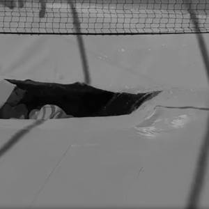 Mężczyzna wciągnięty do zapadliny w basenie. Nie wypłynął [WIDEO]