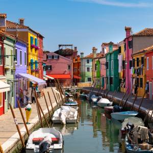 To najbardziej kolorowa wyspa na świecie. Zdeklasowała konkurencję