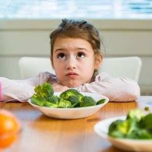 Samo wspomnienie budzi obrzydzenie. Koszmarne dania z dzieciństwa! A co Wy musieliście jeść?