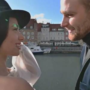 Para z "Hotelu Paradise" na ślubnym kobiercu! Pokazali zdjęcie z kościoła [FOTO]