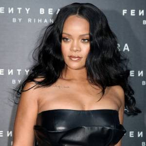 Rihanna przyłapana przez fotoreporterów. Piosenkarka miała wypadek