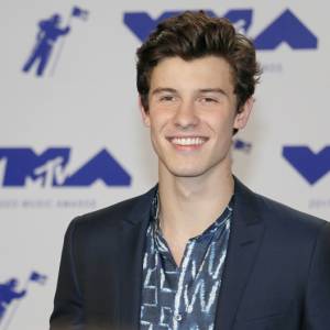 Shawn Mendes w kampanii marki Calvin Klein! Jak przystojny wokalista wypadł na sesji?                                                          