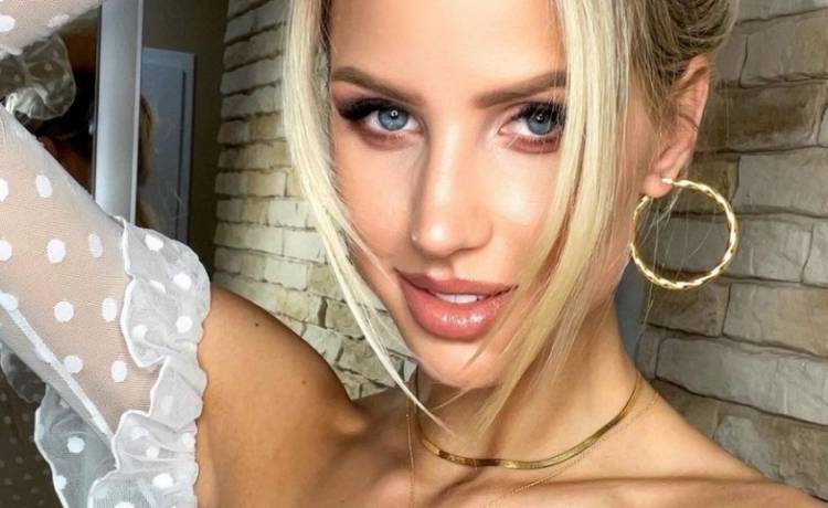 Marta z "Gogglebox" zagryza kanapkę w samej bieliźnie. "Seksownie"