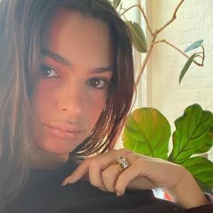 Emily Ratajkowski nago z mężem. Zmysłowy kadr trafił do sieci