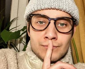  Adam z "Love Island" znika z sieci! "Nie jesteśmy postaciami z Waszego ulubionego serialu"