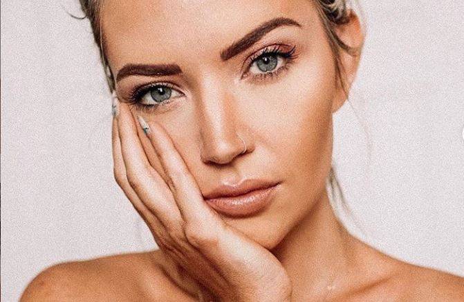 Piękna 34-latka publikuje zdjęcia swojego ciała po trzech porodach. Uczy samoakceptacji i zwalczania kompleksów