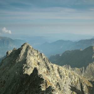 Nagranie z Rysów zszokowało internautów. Leśniczy apeluje do turystów! [WIDEO]