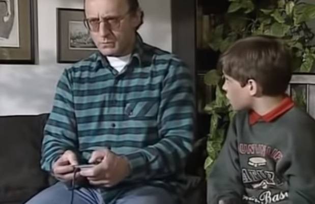 Pamiętacie serial "Tata, a Marcin powiedział…"? Piotr Fronczewski spotkał się po 20 latach z serialowym synem!