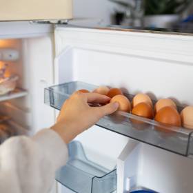 Jedno czy dwa? Naukowcy ucinają spory o to, ile jajek dziennie można zjeść