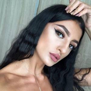 Uczestniczka "Projektu Lady 5" na gorących fotografiach! Monika Kukla publikuje odważne kadry w sieci