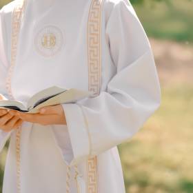 Ksiądz o komunijnych prezentach. „Warto zapytać” 