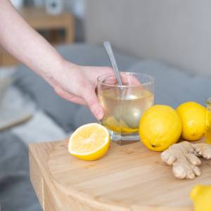 Masz katar, kaszel i boli Cię gardło? Domowe antybiotyki mogą pomóc w walce z chorobą!