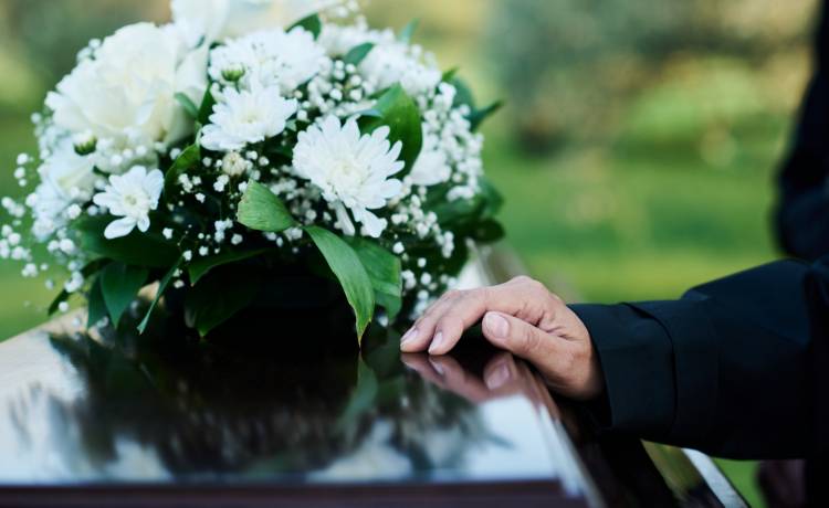 Szybsza wypłata i prostsze formalności po śmierci bliskiego, fot. Shutterstock