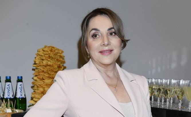 Nie uwierzycie, jakie wykształcenie ma żona Zenka Martyniuka. "To najcięższy zawód"