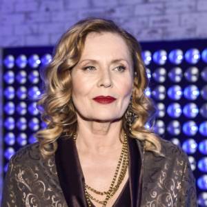 Grażyna Szapołowska niczym syrena. 67-latka wie, jak podkreślić swoje atuty! "Graża jesteś niesamowita, kosmiczna, ogniskowa"