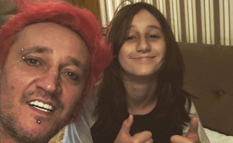 13-letnia córka Michała Wiśniewskiego w nowym kolorze włosów i mocnym makijażu! Jak wygląda Etiennette?